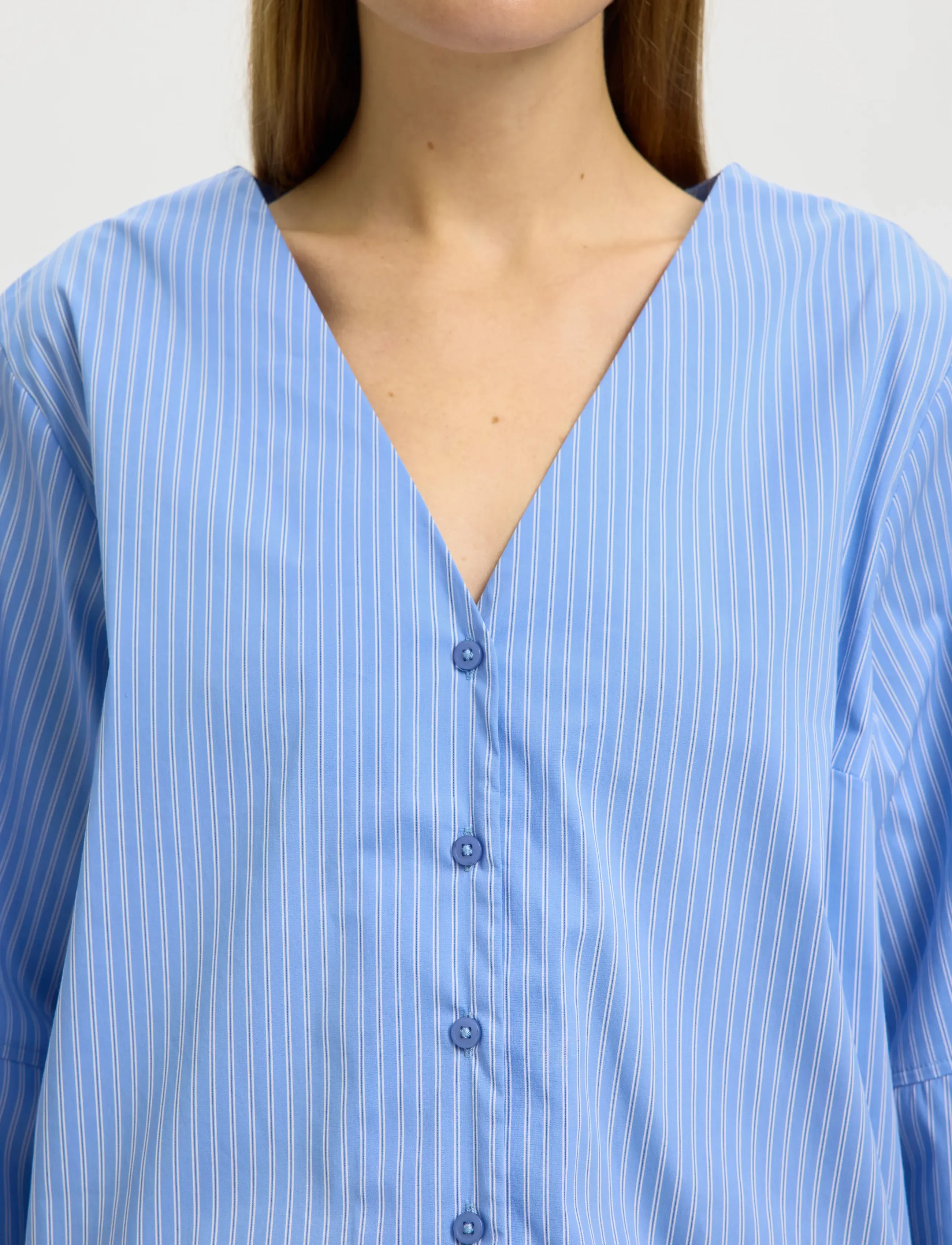 Selected - SLFBEA 3/4 V NECK SHIRT B - long-sleeved shirts - dusty blue - 4