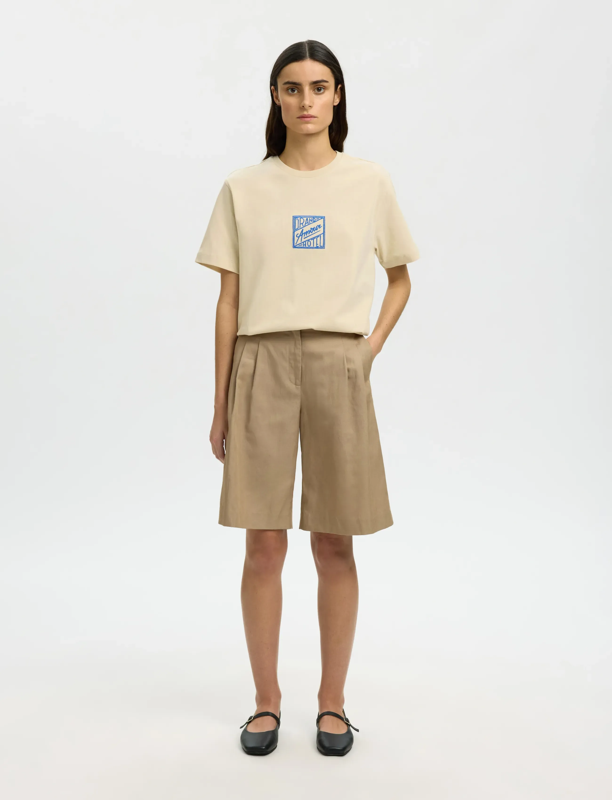 Selected - SLFRELAXED BROOK SS HOTEL AMOUR TEE - t-shirts - angora - 4