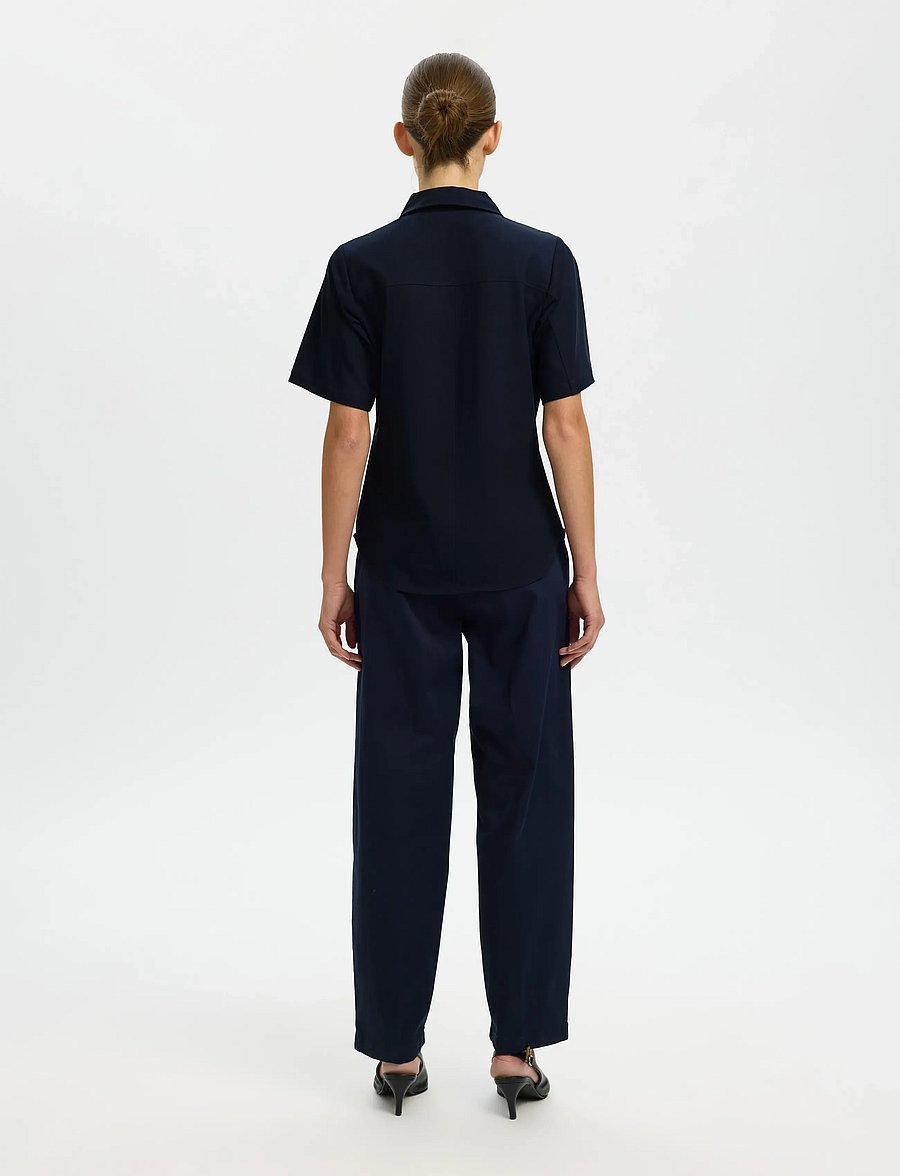 Selected - SLFTORA SLIM SS ZIP SHIRT B - kortærmede skjorter - dark sapphire - 2