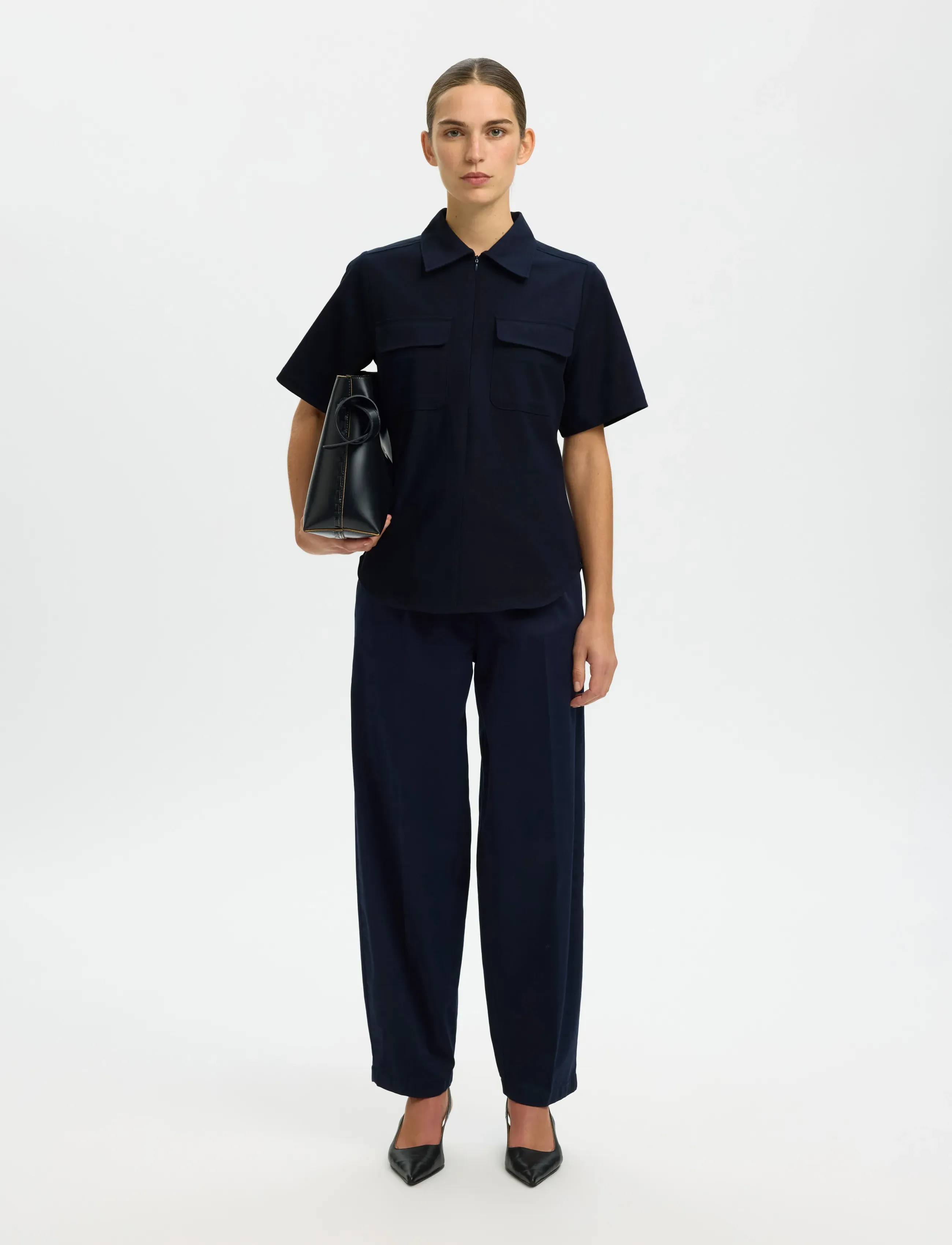 Selected - SLFTORA SLIM SS ZIP SHIRT B - short-sleeved shirts - dark sapphire - 3