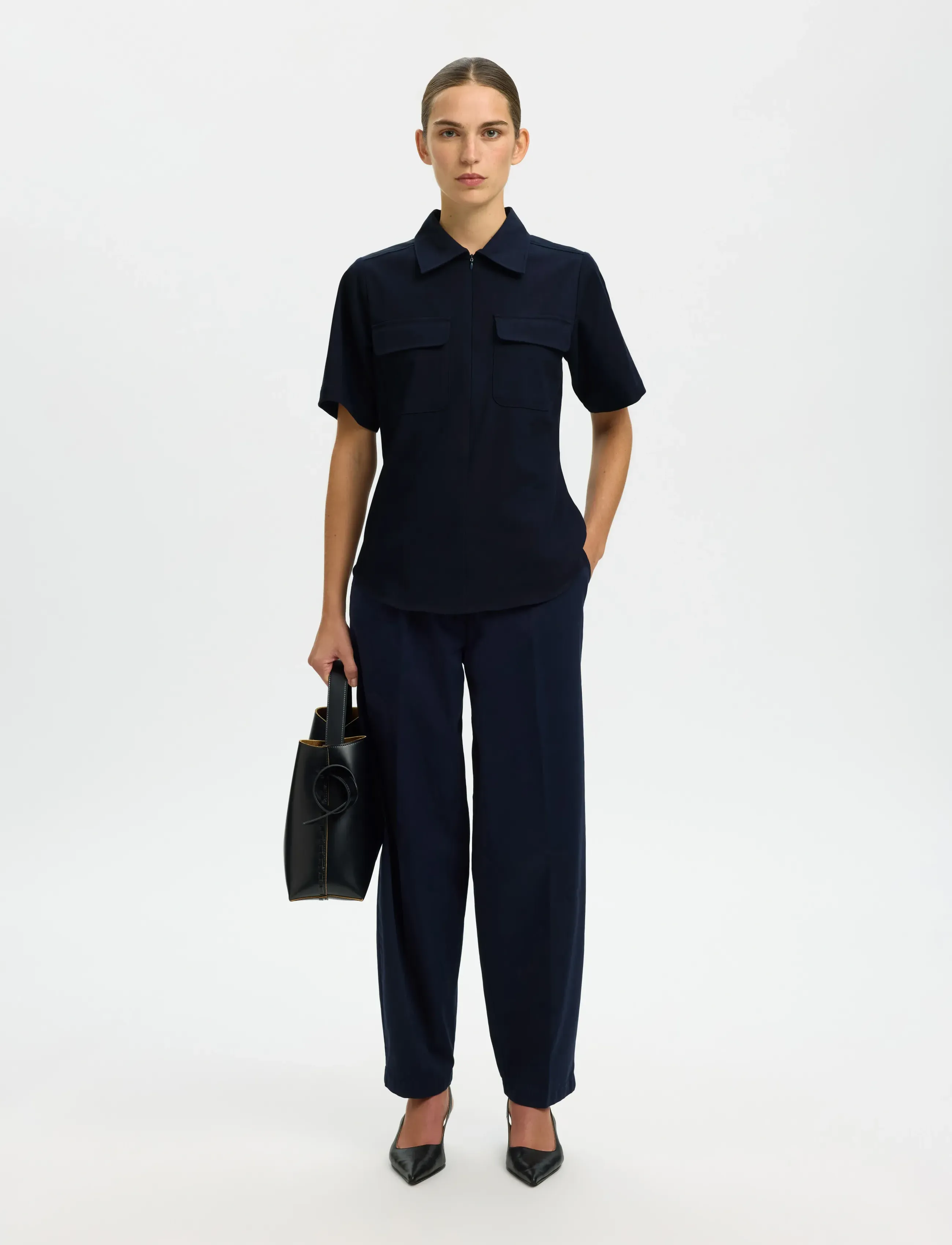 Selected - SLFTORA SLIM SS ZIP SHIRT B - short-sleeved shirts - dark sapphire - 5