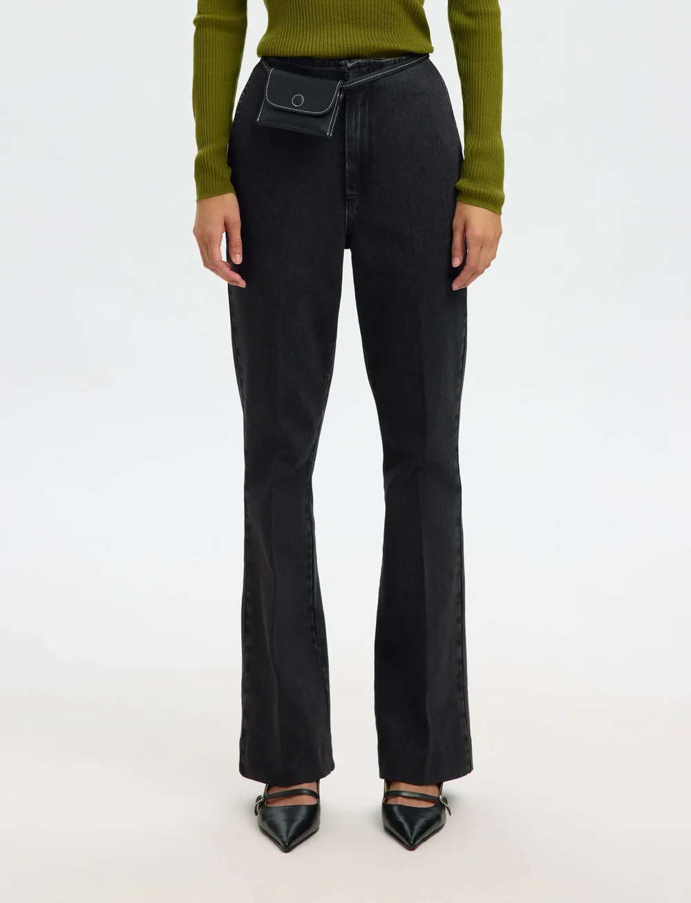 Selected - SLFJULIE-KORI HW FLARED JEANS EX - schlaghosen - black denim - 0