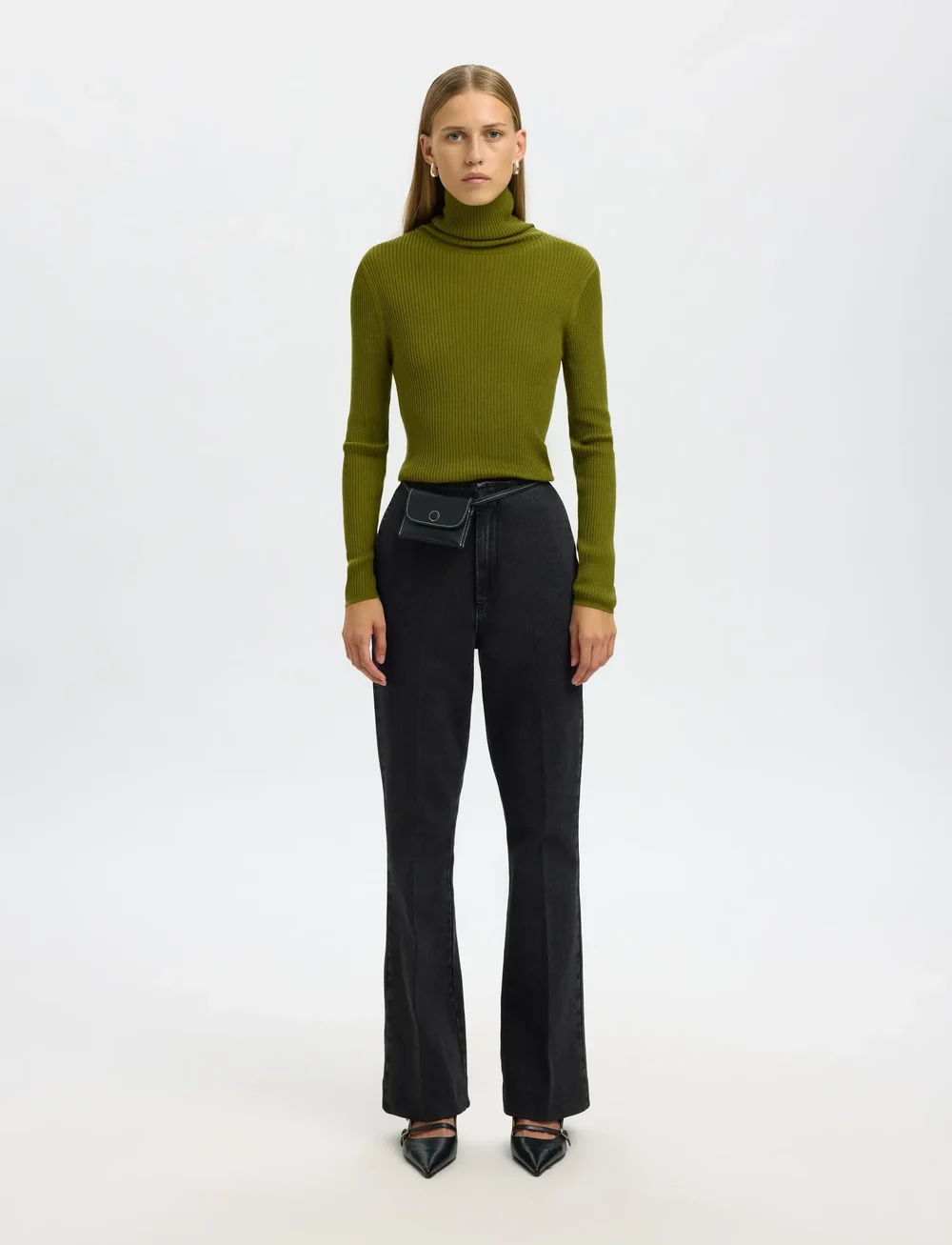 Selected - SLFJULIE-KORI HW FLARED JEANS EX - schlaghosen - black denim - 3