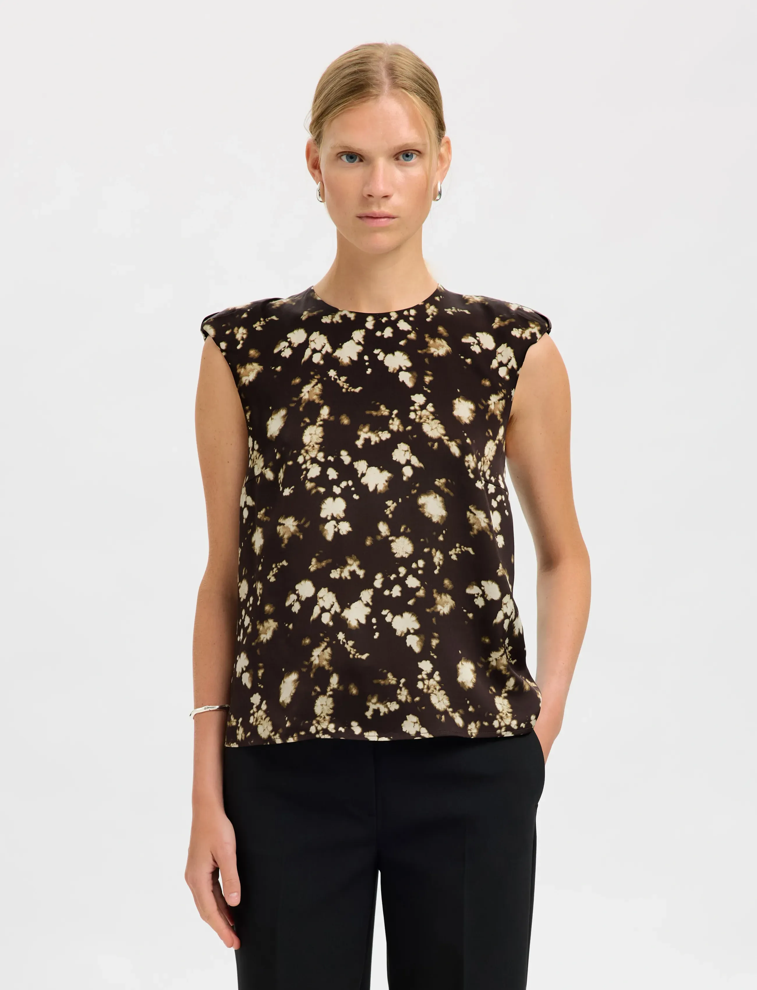 Selected SLFARONIA SL TOP EX - Sleeveless tops - DEMITASSE / brown