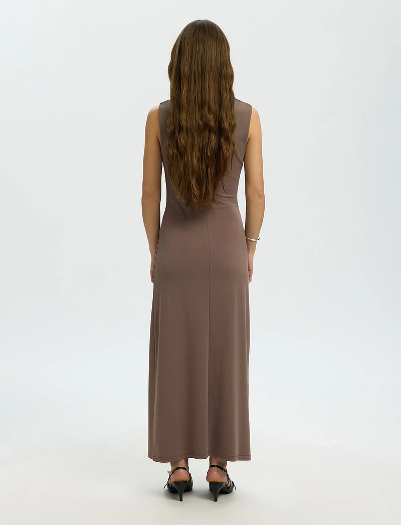 Selected - SLFMOA SL ANKLE DRESS EX - abendkleider - chocolate chip - 2