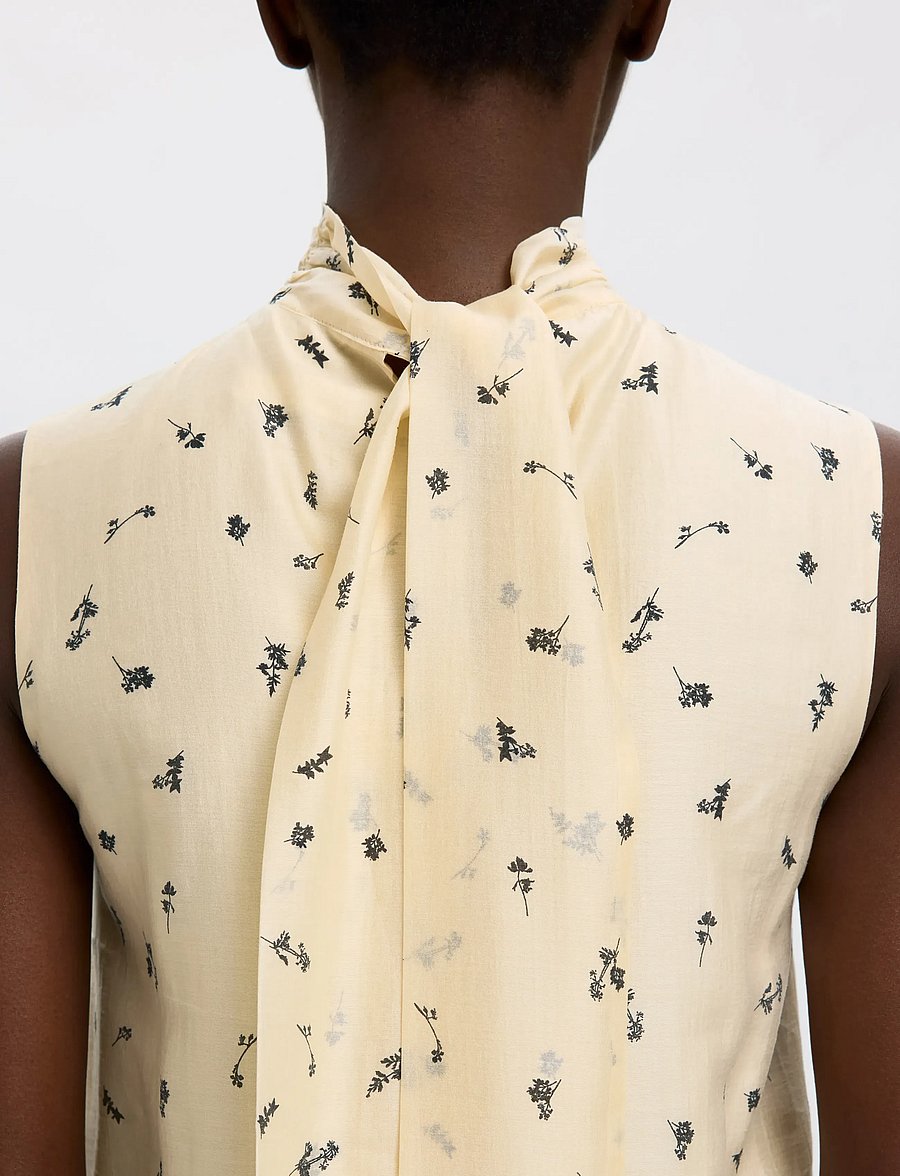 Selected - SLFIRIS SL TIE TOP B - varrukateta pluusid - angora - 5