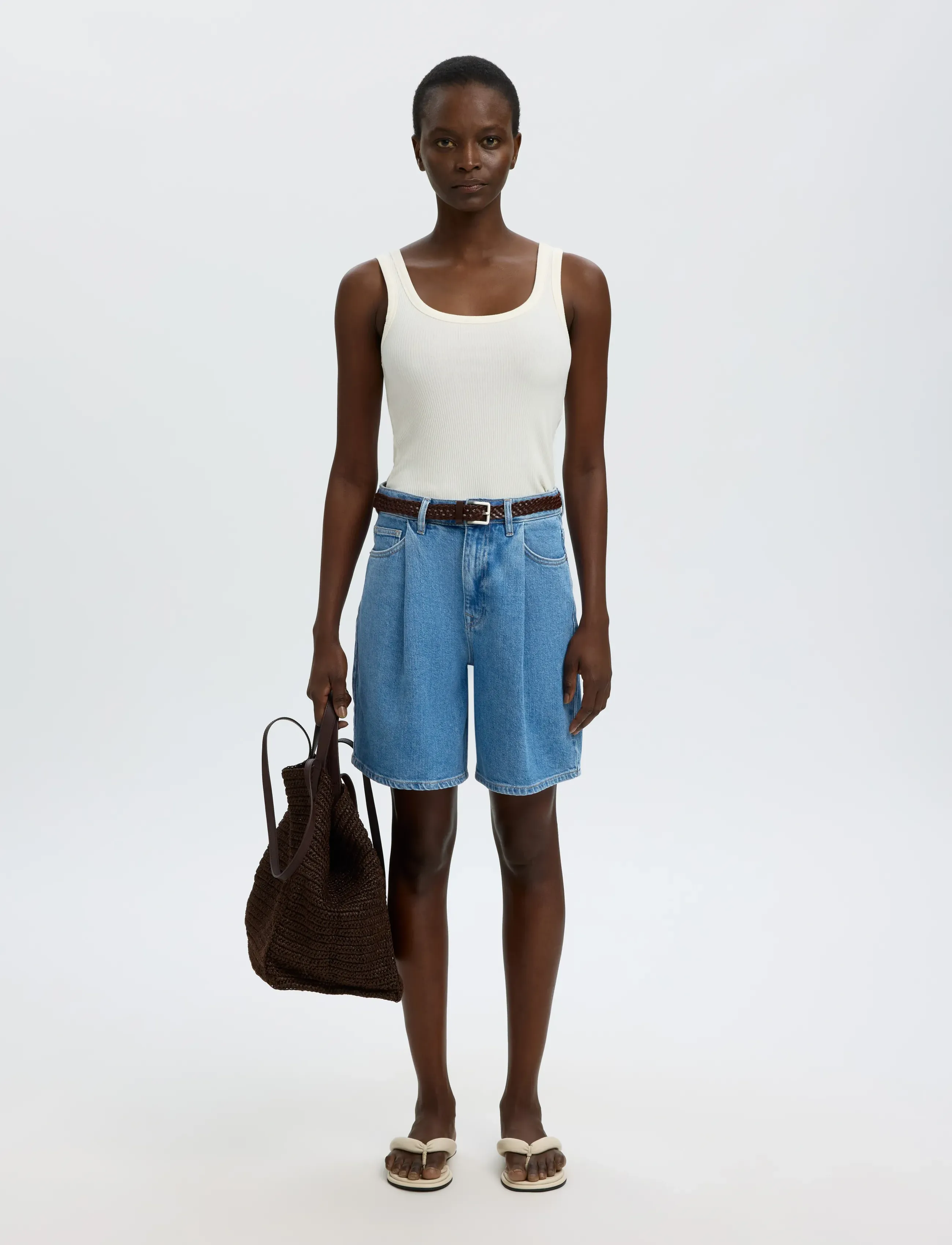 Selected - SLFWIDE MERLE-KORI HW DENIM SHORTS - light blue denim - 3