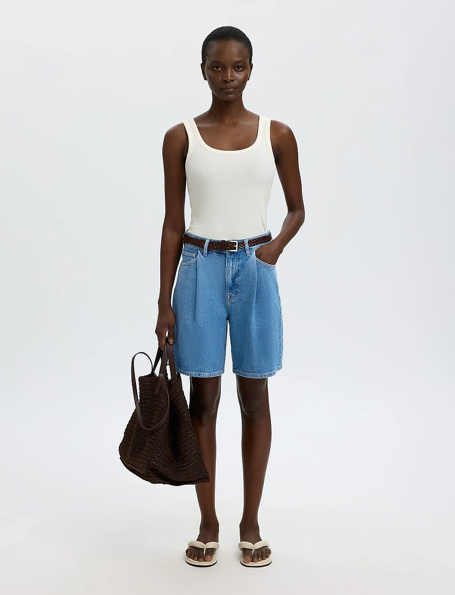 Selected - SLFWIDE MERLE-KORI HW DENIM SHORTS - light blue denim - 5