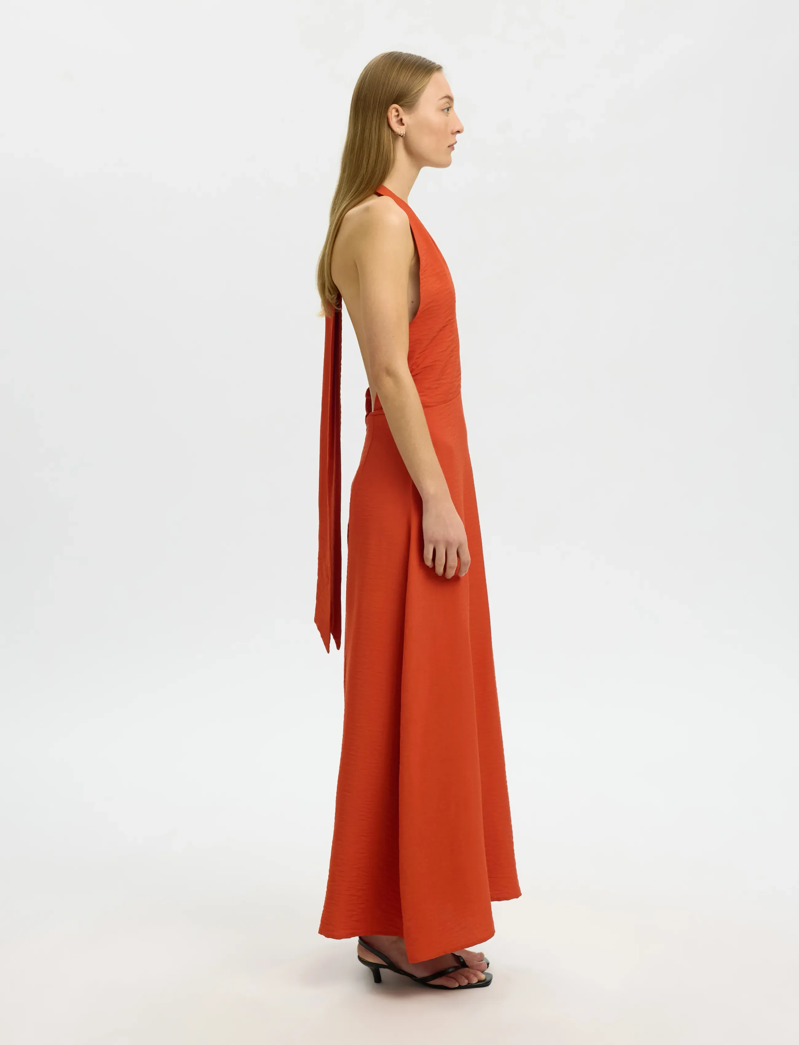 SELECTED Slflisa Regular Halterneck Dress B maxiklänningar dam – bild 5