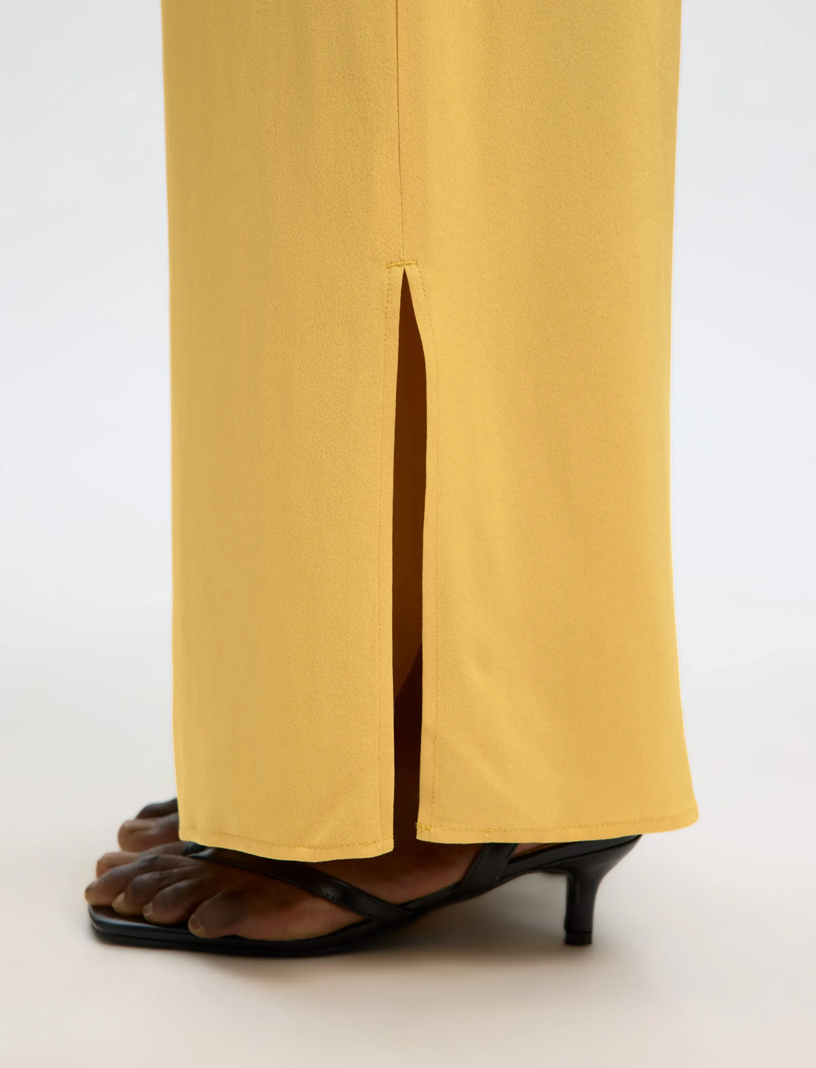 Selected - SLFLAURA HW SLIT PANT B - bukser med lige ben - ochre - 4