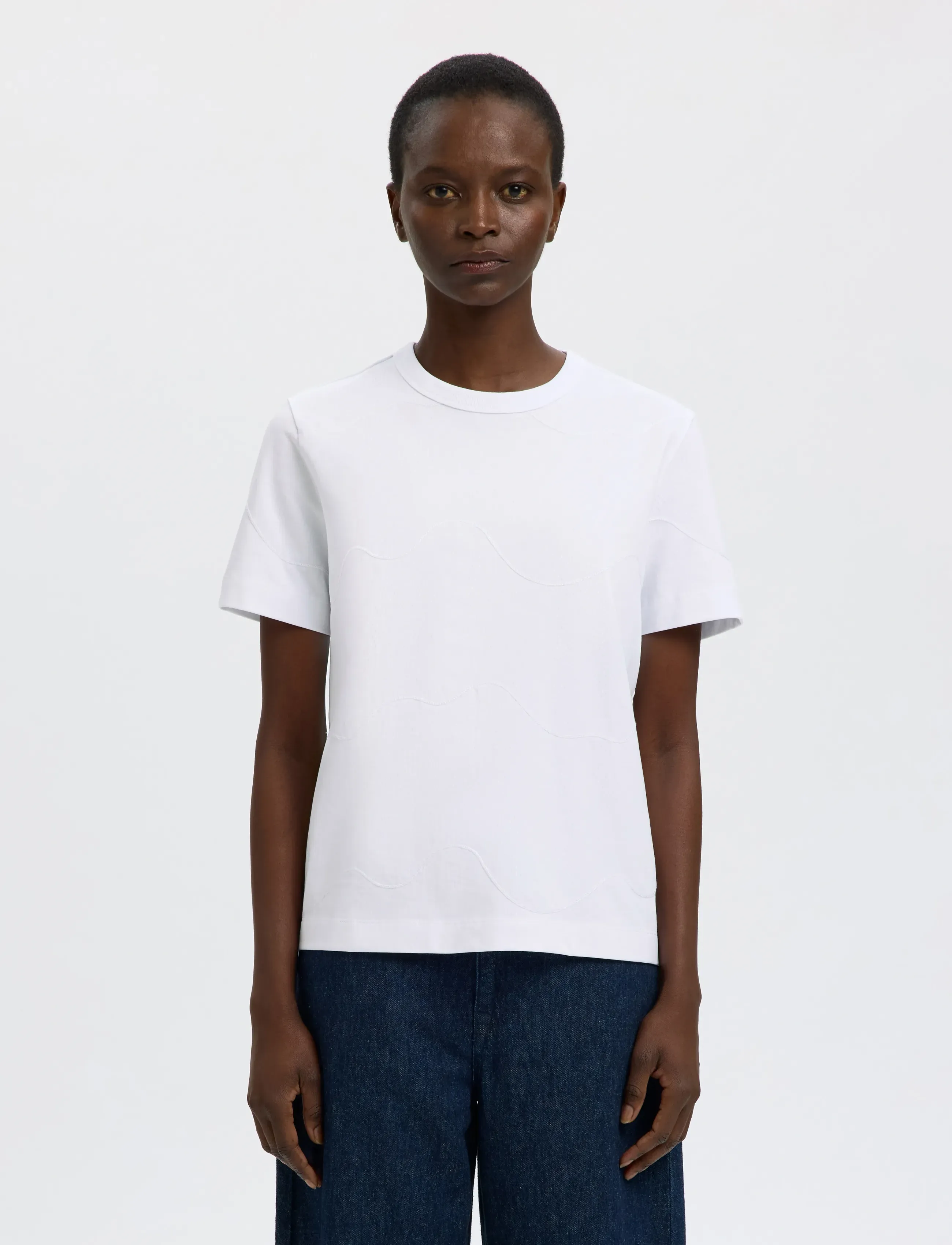 Selected Slfmila Ss Embroidery Tee, Kvinder, Broderet Kortærmet T-shirt, Hvid, Str: L