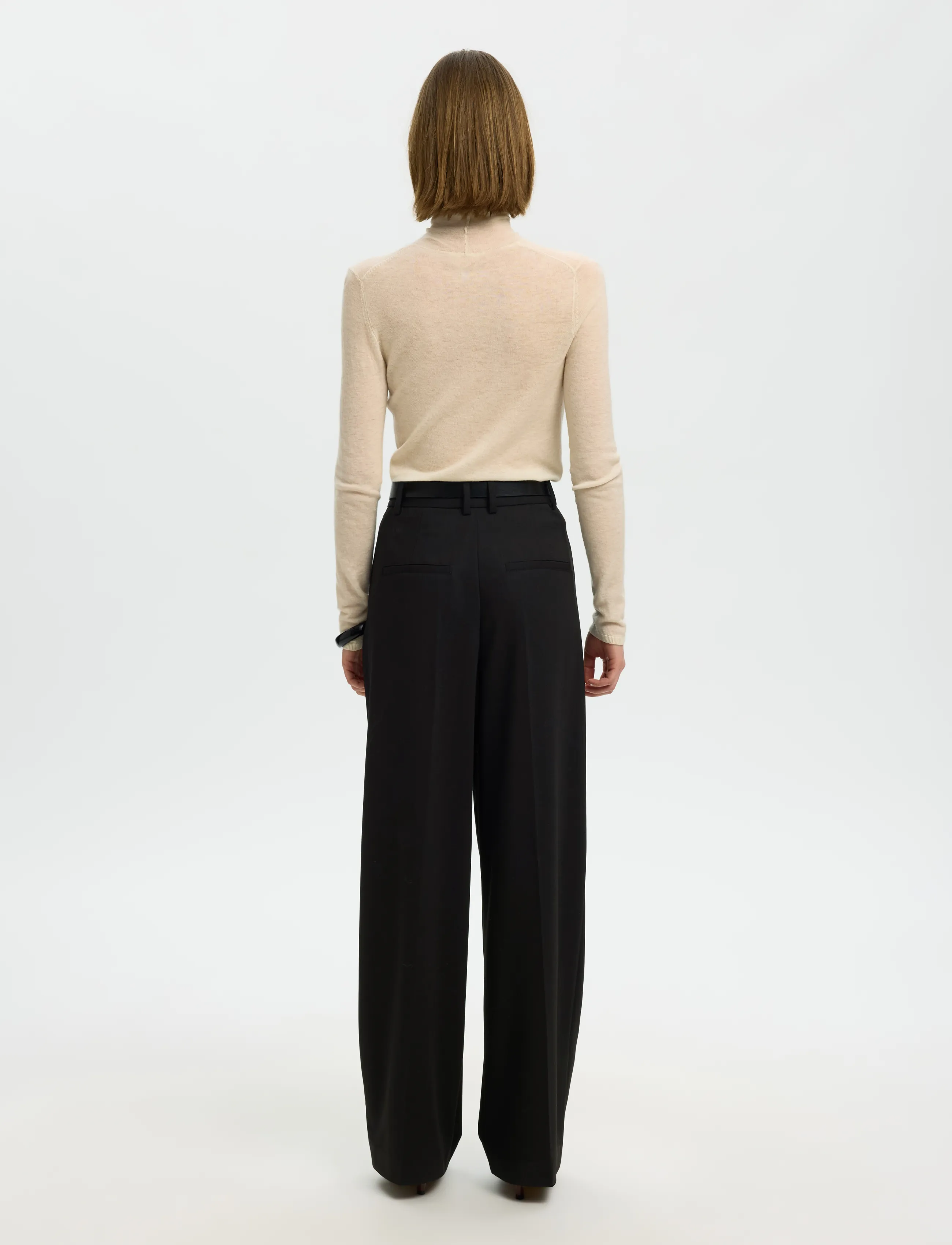 Selected - SLWWIDE MARA WOOL BLEND HW PANT NOOS - tailored trousers - black - 2