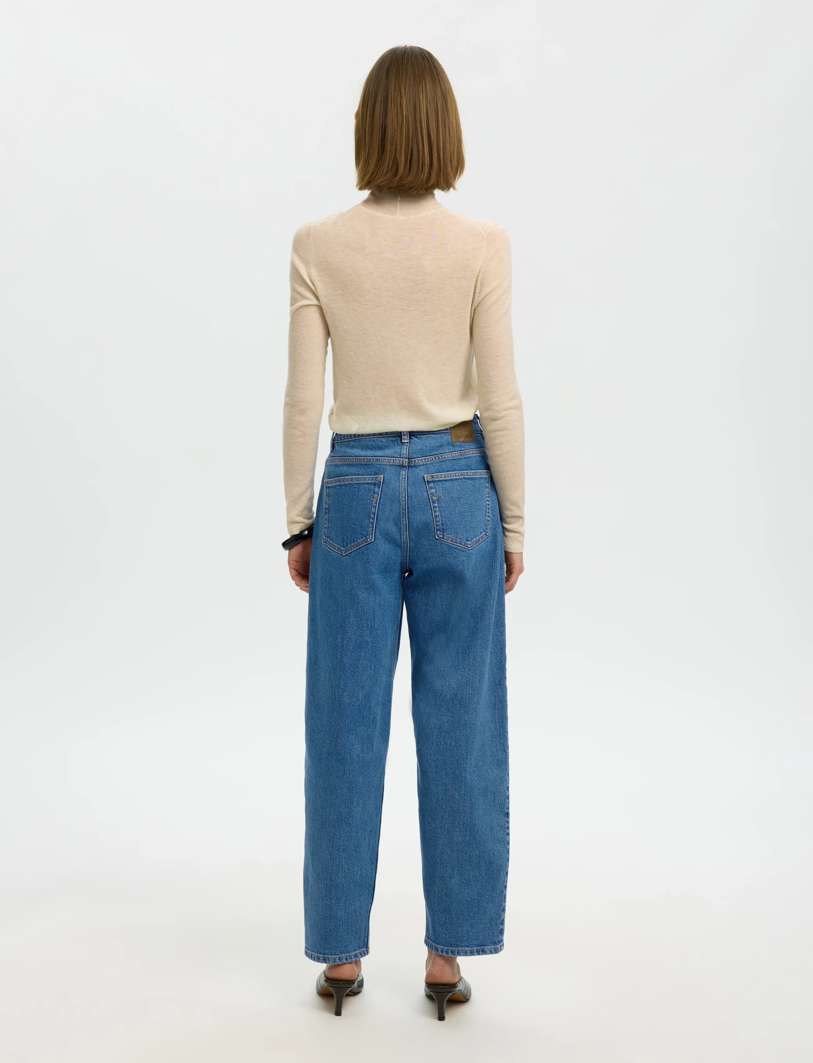Selected - SLWBARREL BEA-KORI HW JEANS NOOS - barrel jeans - medium blue denim - 2