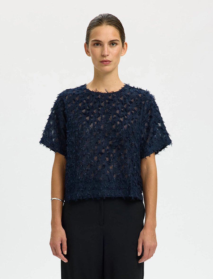 Selected - SLFMARION SS O-NECK TOP EX - kurzärmelige blusen - dark sapphire - 0