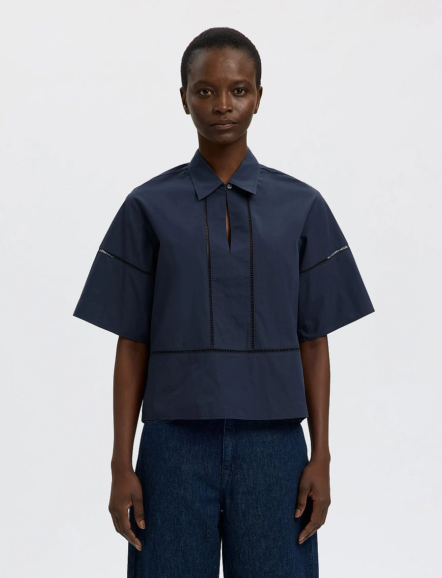Selected - SLFDELIA 2/4 BOXY LADDER STITCH TOP B - kortærmede bluser - dark sapphire - 0