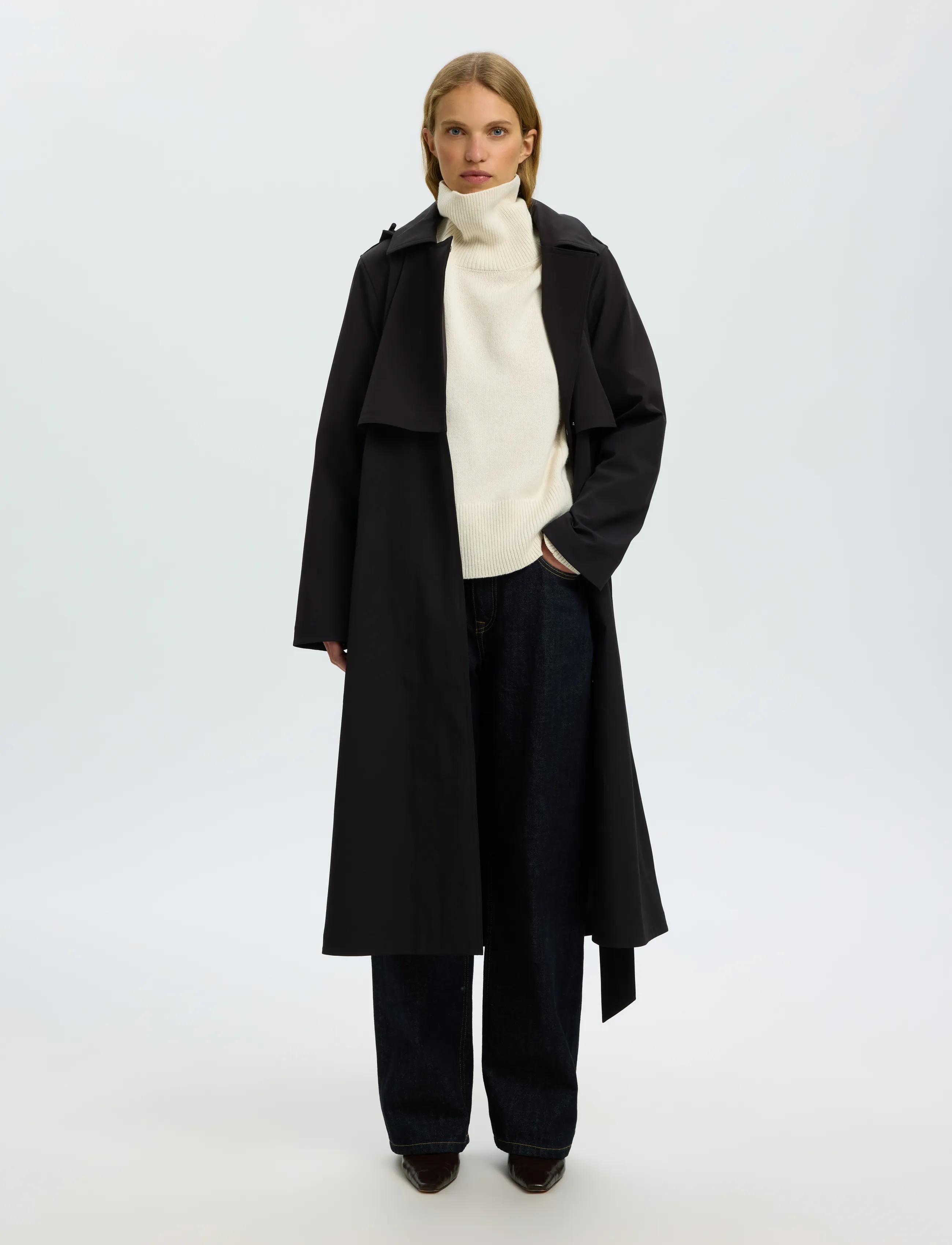 Selected - SLWNEW ALINE TECH TRENCHCOAT NOOS - trenchcoats - black - 5