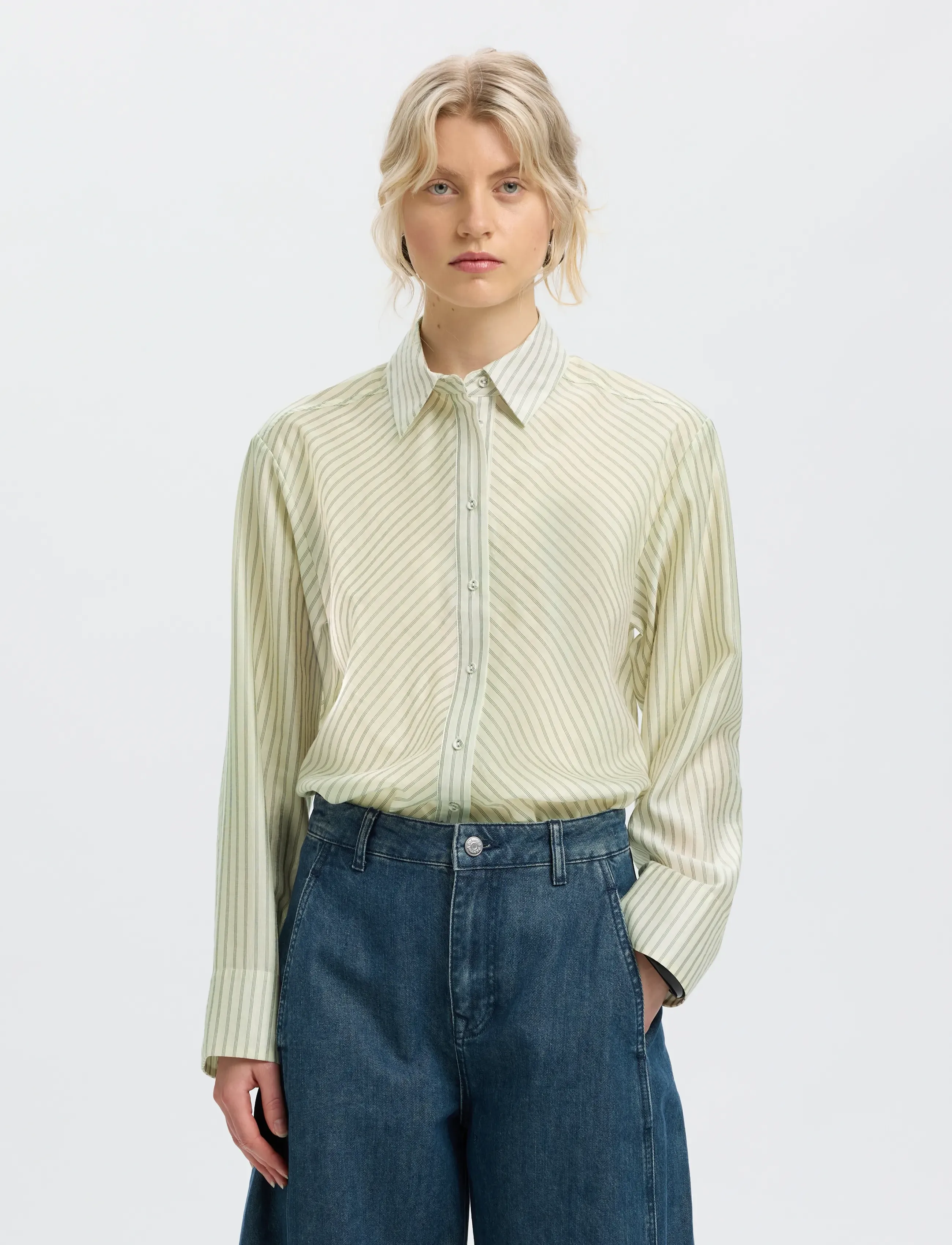Selected SLWCONNIE LS RELAXED SHIRT - Langærmede skjorter - EGRET / cream