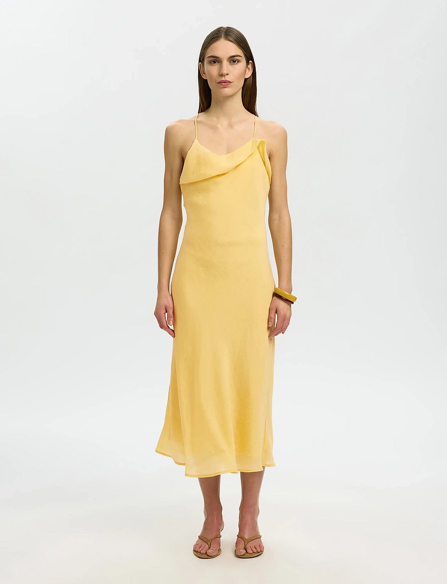 Selected - SLWEMMA SLIM CUPRO BLEND MIDI STRAP DRES - Õlapaeltega kleidid - straw - 0