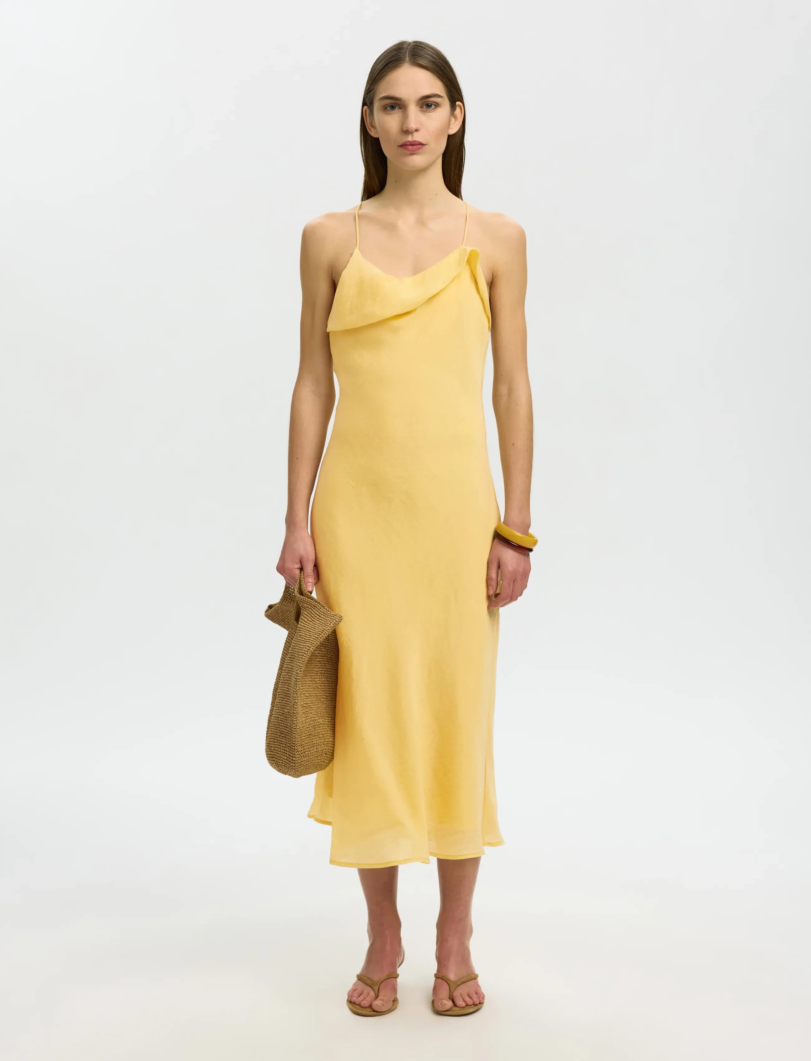Selected - SLWEMMA SLIM CUPRO BLEND MIDI STRAP DRES - Õlapaeltega kleidid - straw - 4