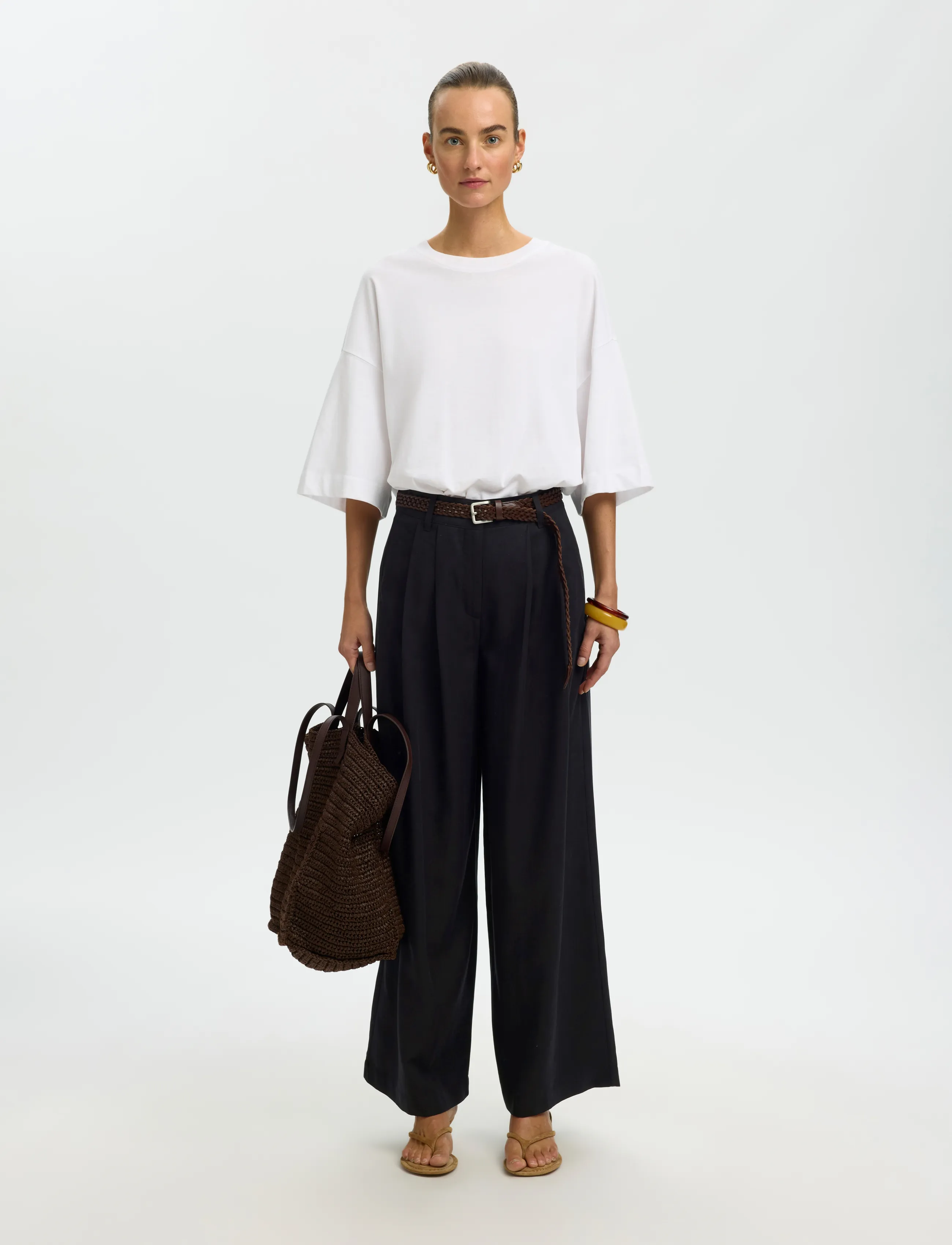 Selected - SLWNATUK-JANNA HW PLEATED PANT - wide leg trousers - black - 5