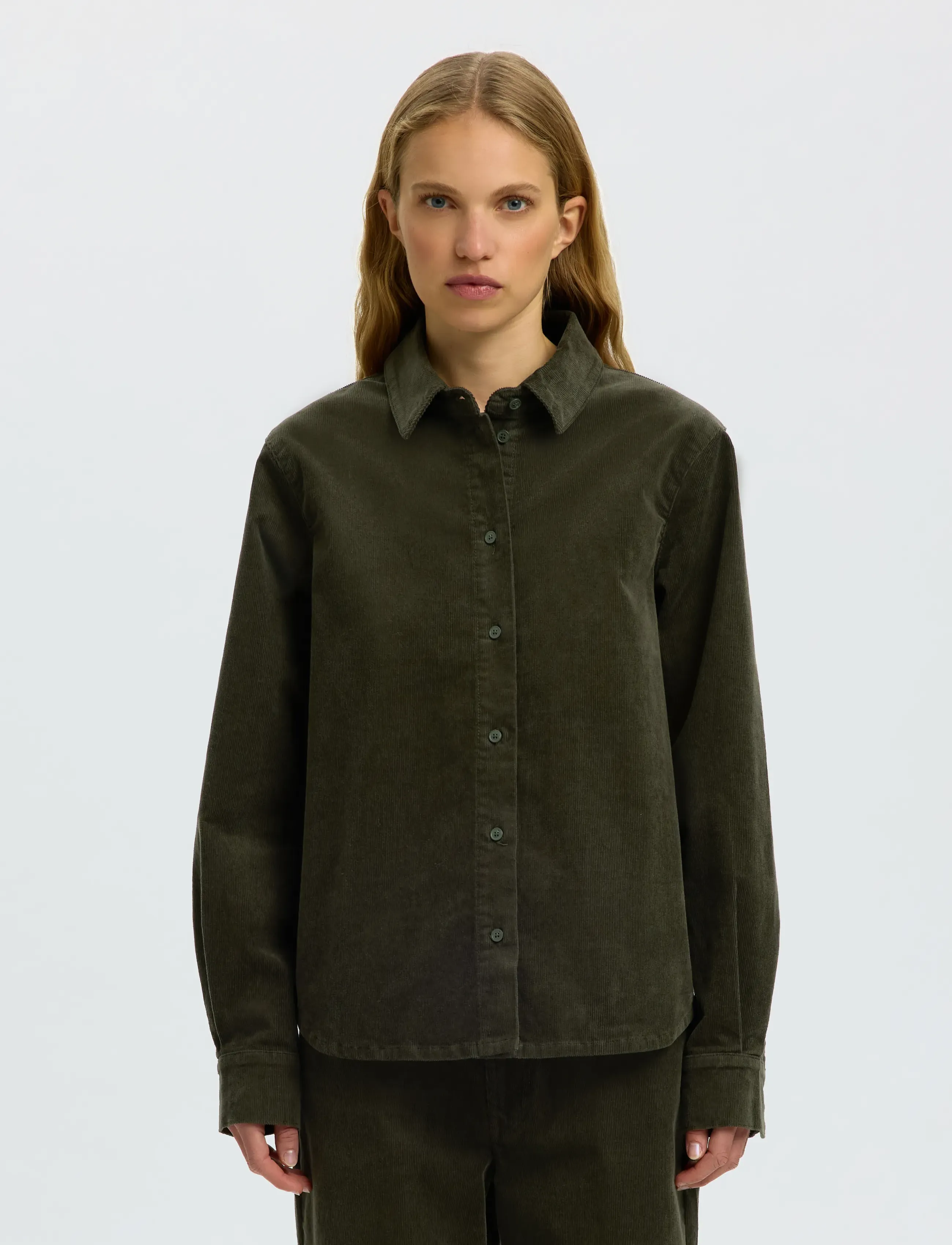 Selected - SLWRUNA LS REGULAR CORD SHIRT NOOS - langärmlige hemden - deep depths - 0