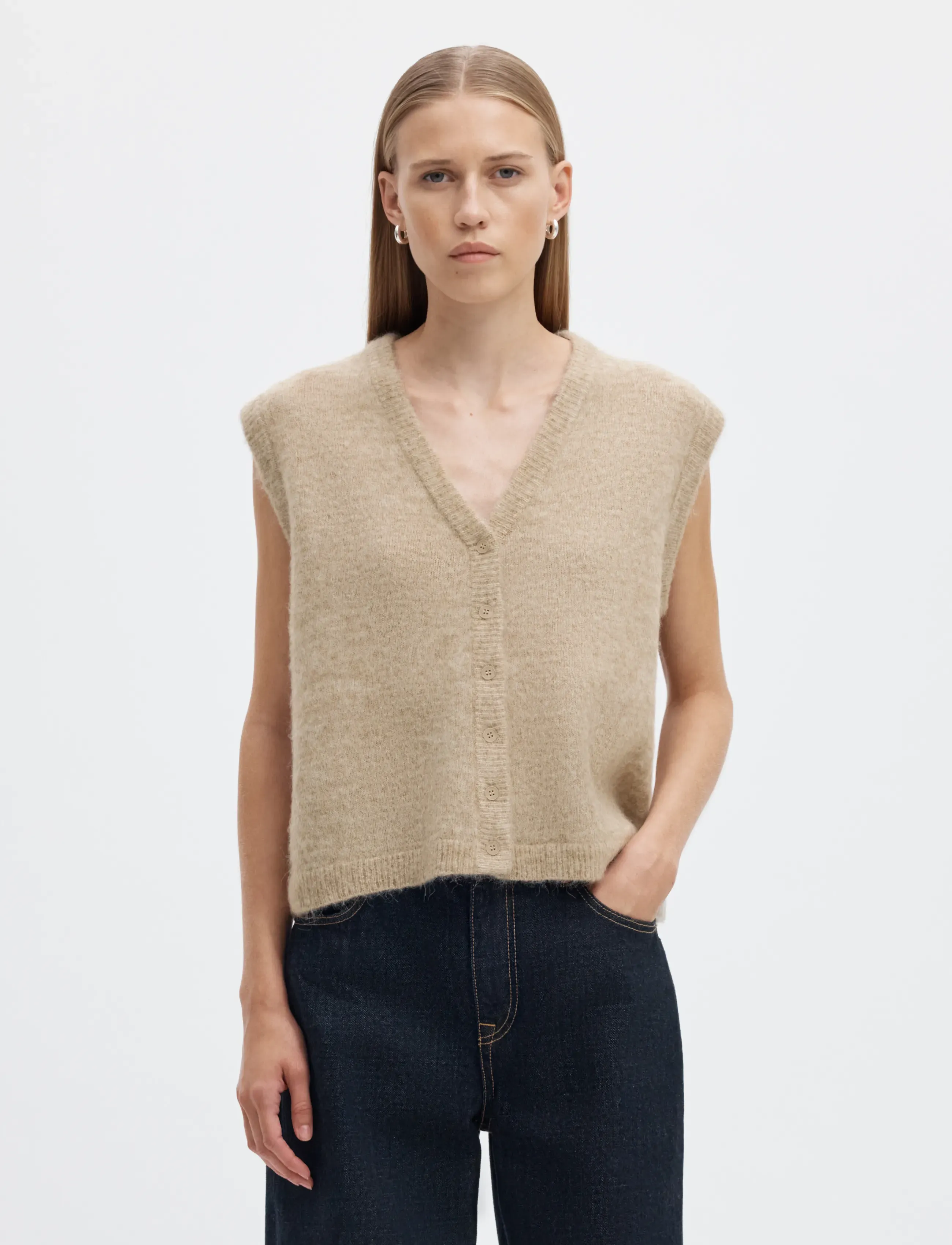 Selected - SLWLULU BRUSHED V-NECK VEST NOOS - knitted vests - island fossil - 0