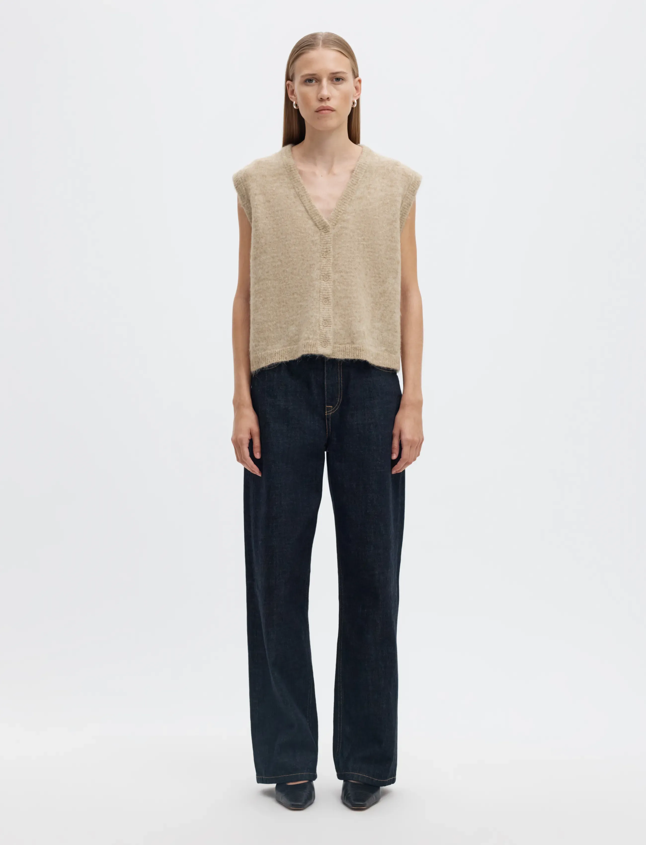 Selected - SLWLULU BRUSHED V-NECK VEST NOOS - knitted vests - island fossil - 3