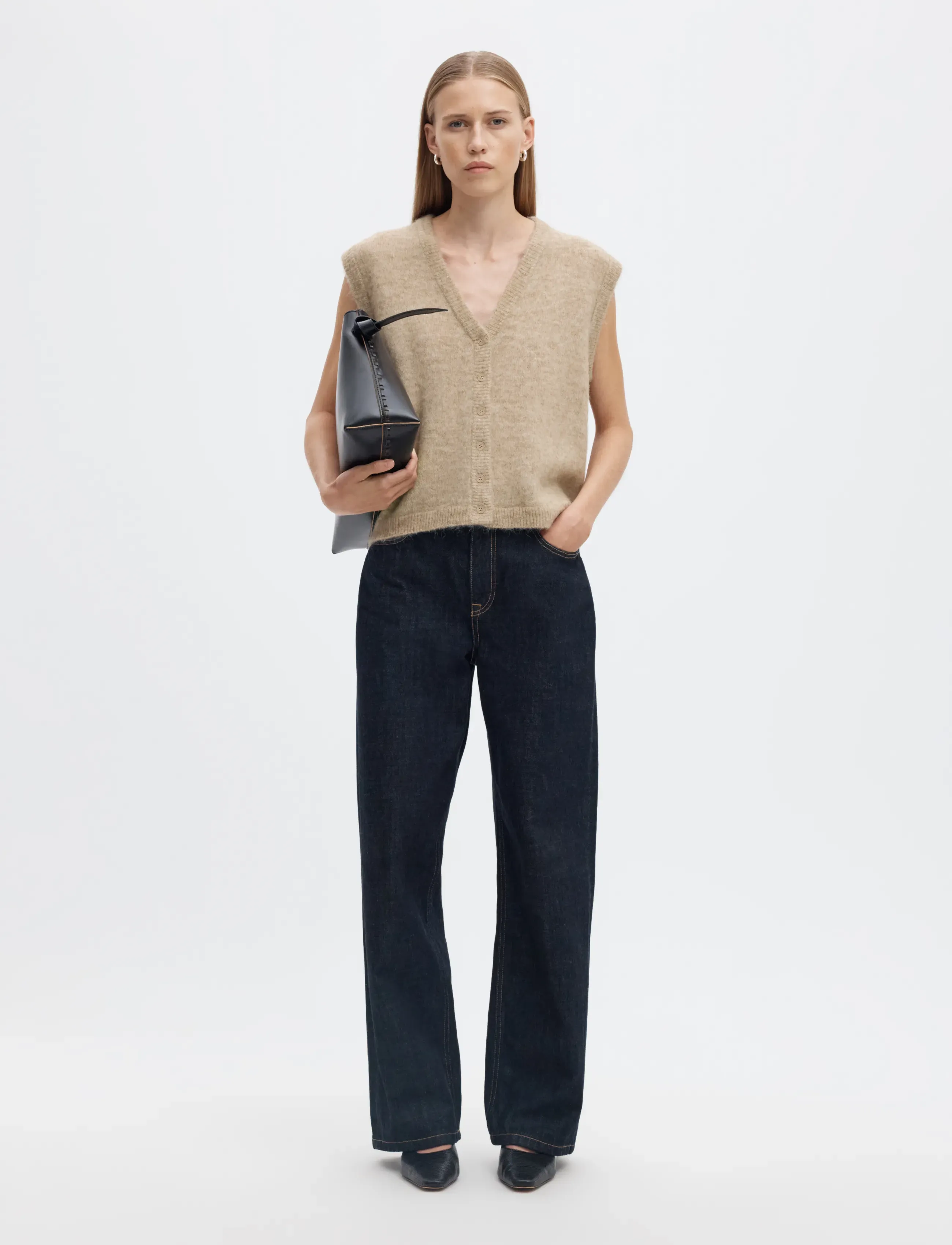 Selected - SLWLULU BRUSHED V-NECK VEST NOOS - knitted vests - island fossil - 5