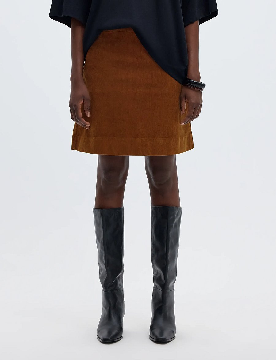Selected - SLWRUNA SHORT HW CORDUROY SKIRT - monks robe - 0