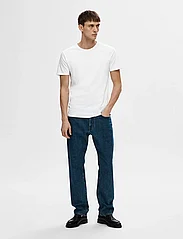 Selected Homme - SLHNEWPIMA SS O-NECK TEE B - lowest prices - bright white - 4