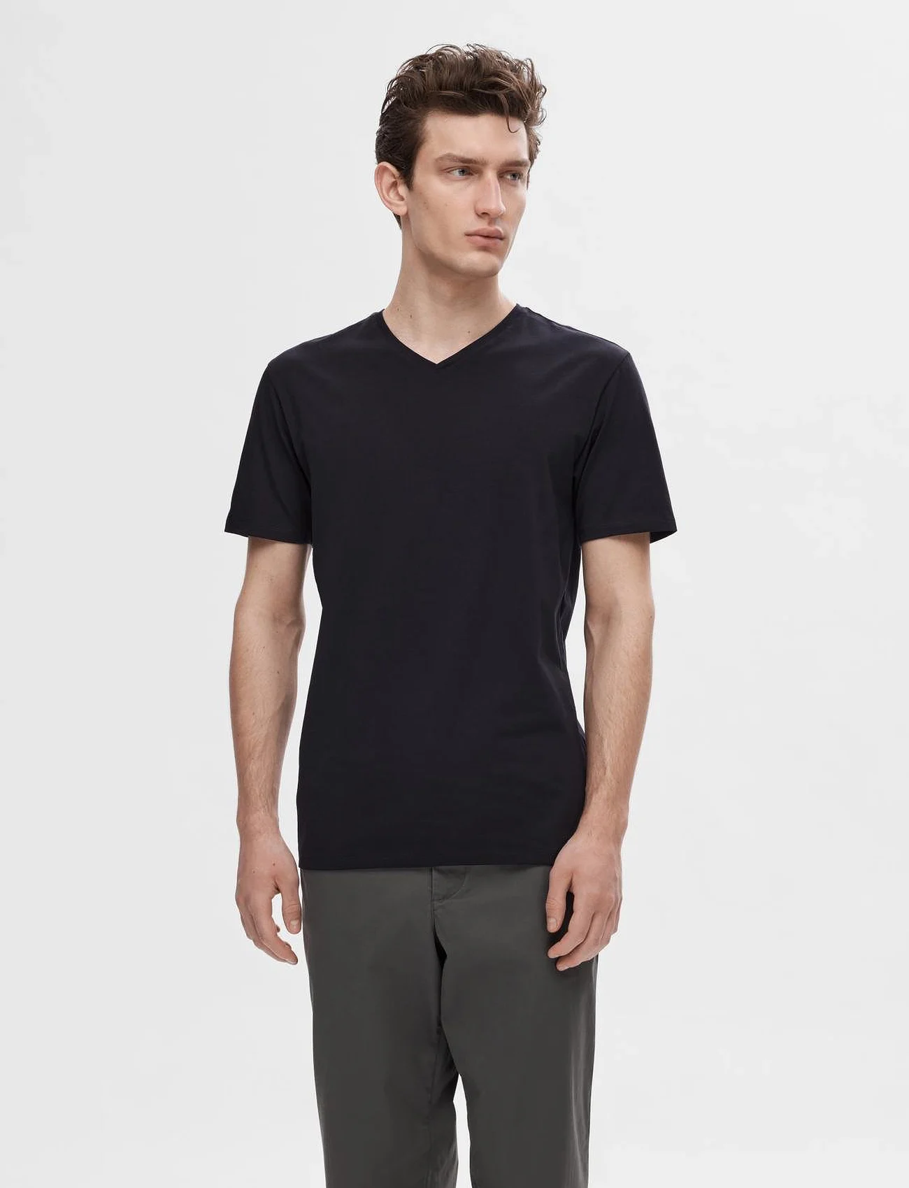 Selected Homme - SLHNEWPIMA SS V-NECK TEE NOOS - koszulki z dekoltem w serek - black - 0