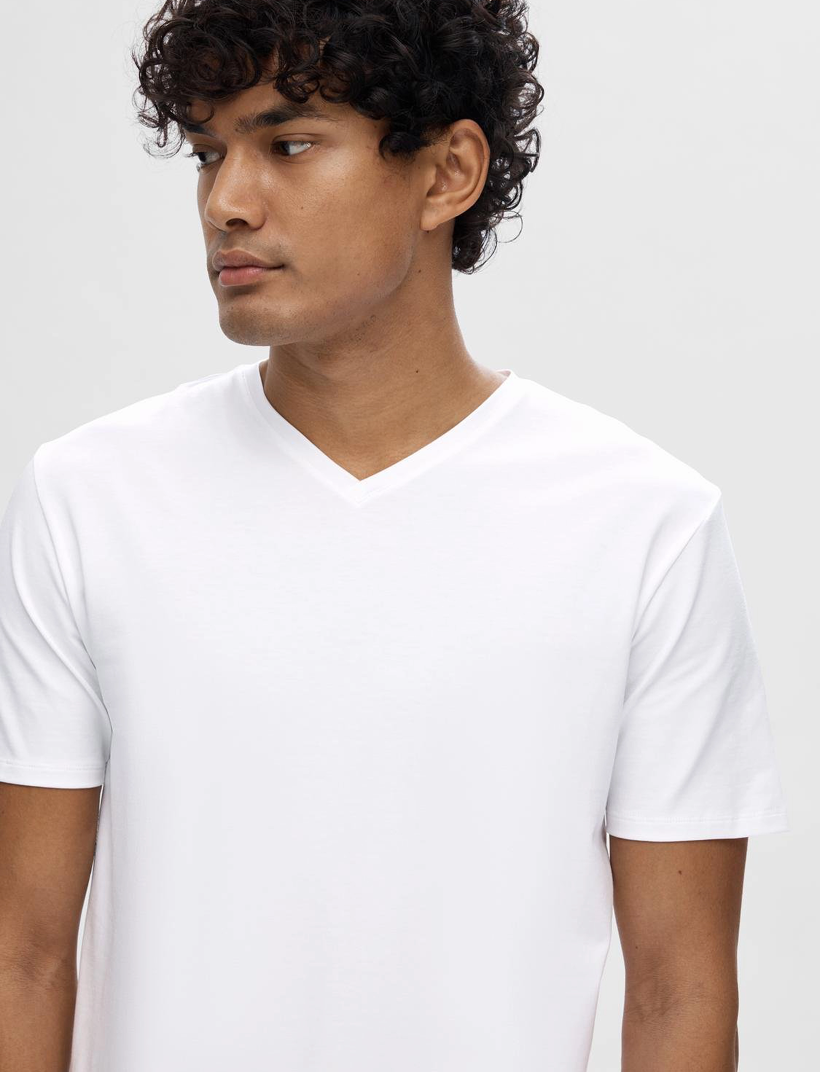 Selected - SLMNEWPIMA SS V-NECK TEE NOOS - die niedrigsten preise - bright white - 5