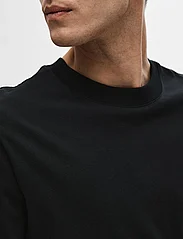 Selected Homme - SLHCOLMAN SS O-NECK TEE NOOS - lowest prices - black - 6