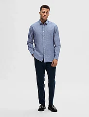 Selected Homme - SLHSLIM-SUN SHIRT LS NOOS - basic shirts - medium blue denim - 7