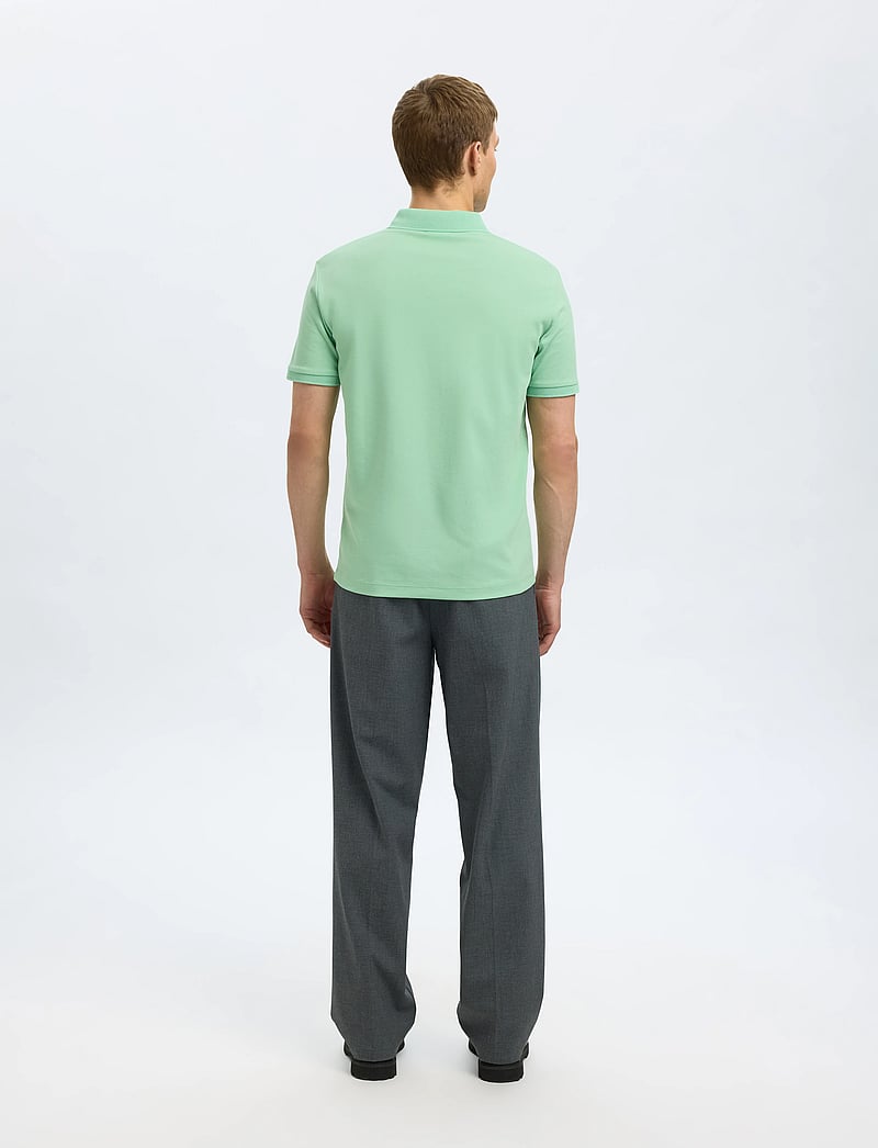 Selected - SLHFAVE ZIP SS POLO NOOS - kurzärmelig - hemlock - 2