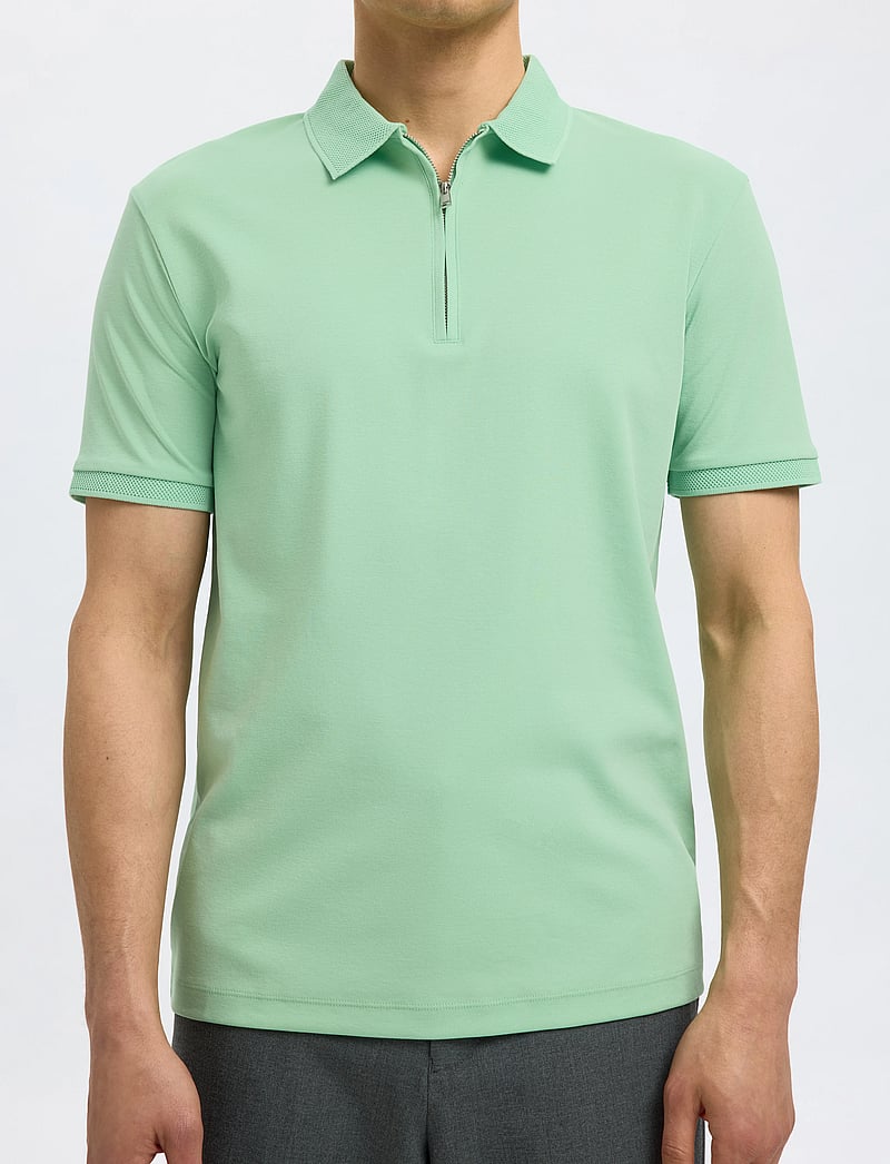 Selected - SLHFAVE ZIP SS POLO NOOS - kurzärmelig - hemlock - 3