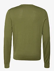 Selected Homme - SLHTOWN MERINO COOLMAX KNIT CREW NOOS - perusneuleet - olive branch - 1