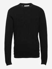 Selected Homme - SLHROCKS LS KNIT CREW NECK W - perusneuleet - black - 0