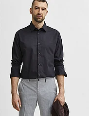 Selected Homme - SLHSLIMETHAN SHIRT LS CLASSIC NOOS - laisvalaikio marškiniai - black - 5