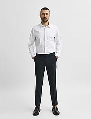 Selected Homme - SLHSLIMETHAN SHIRT LS CLASSIC NOOS - podstawowe koszulki - bright white - 5