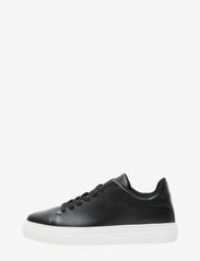 Selected Homme - SLHDAVID CHUNKY LEATHER SNEAKER NOOS O - låga sneakers - black - 5