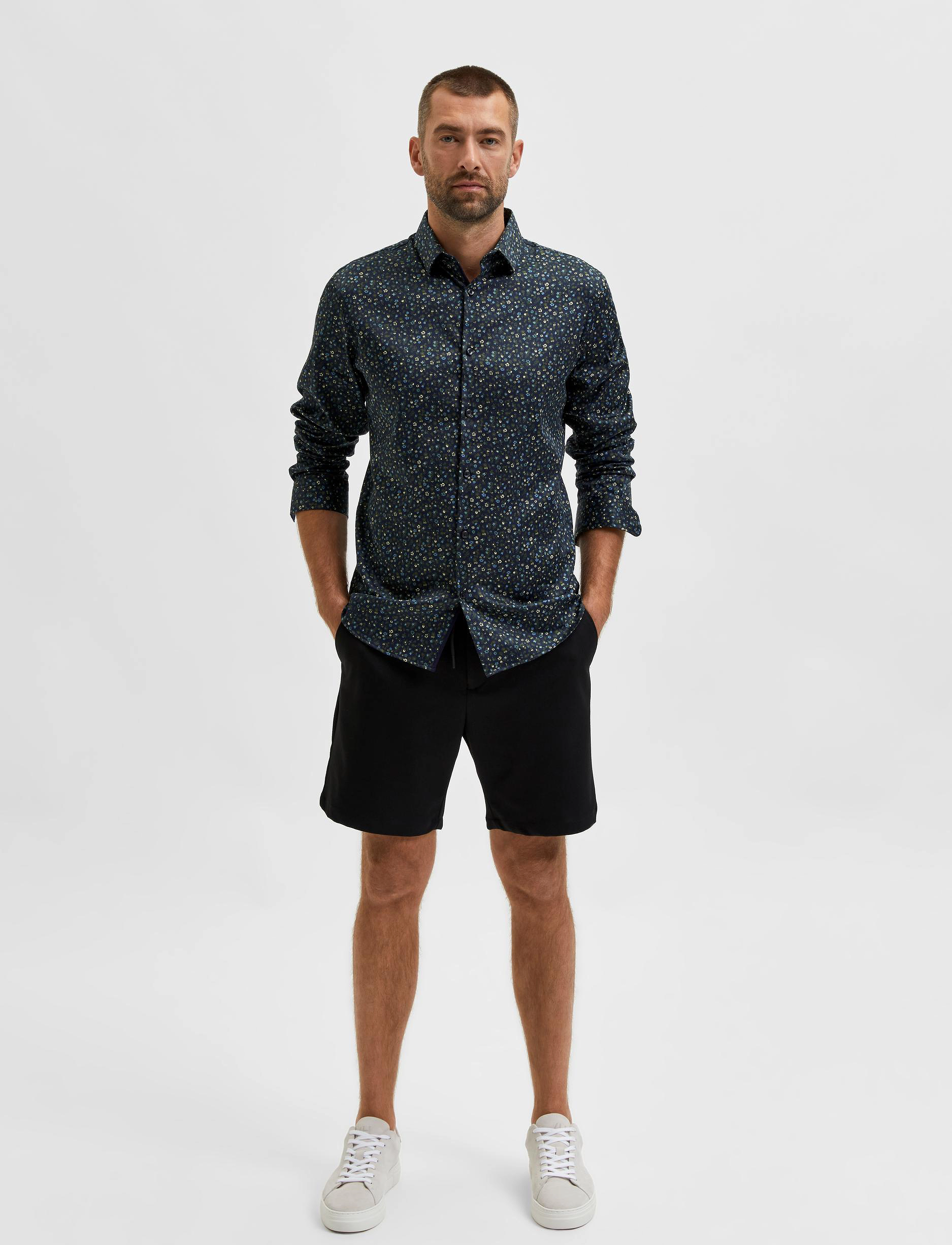 Selected - SLHJAKE FLEX STRING SHORTS B - black - 4