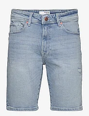 Selected Homme - SLHALEX 27415 L. BLUE DNM SHORT EX - jeans shorts - light blue denim - 0