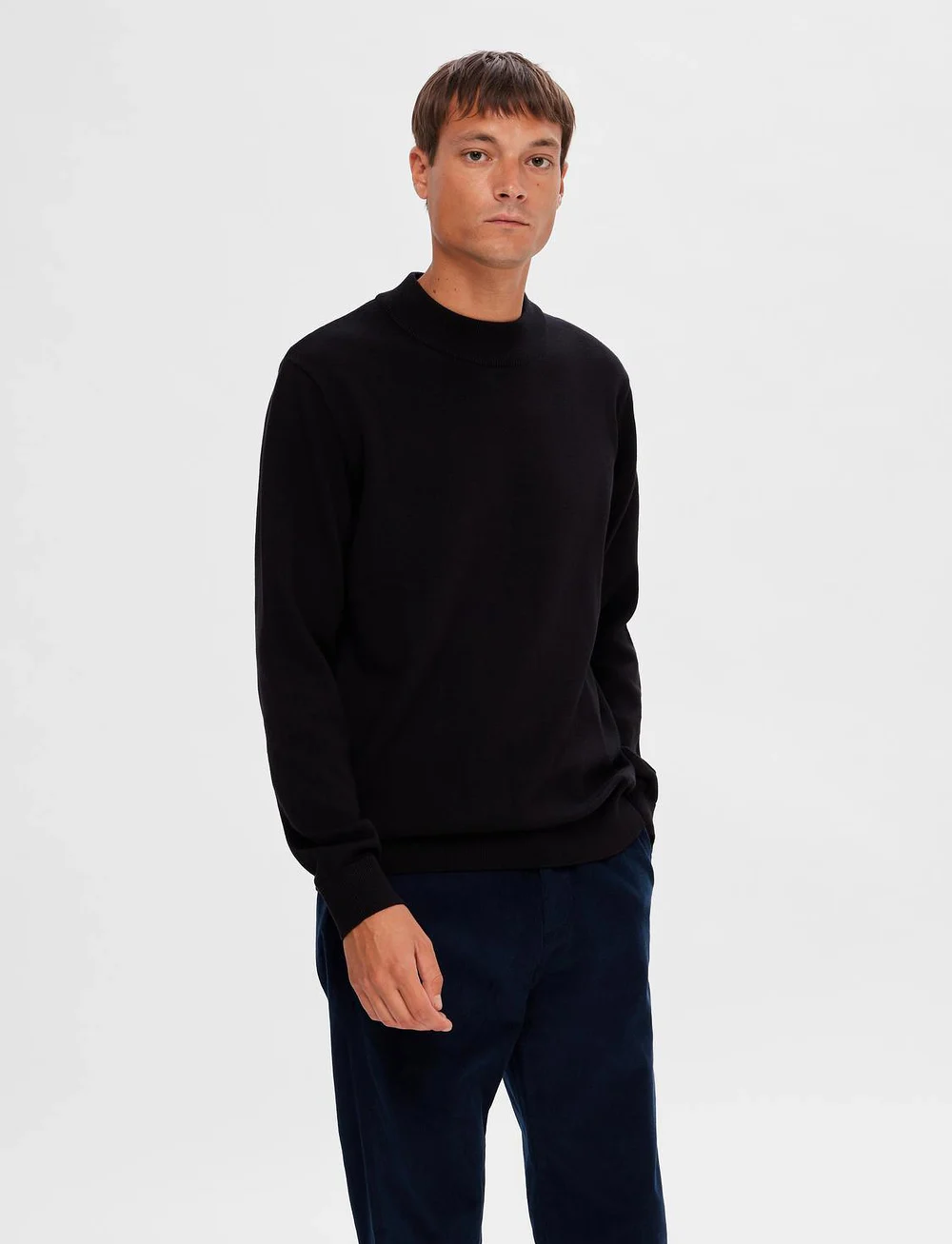 Selected - SLHROBERT LS KNIT MOCK NECK - Ümmarguse kaelusega kudumid - black - 0