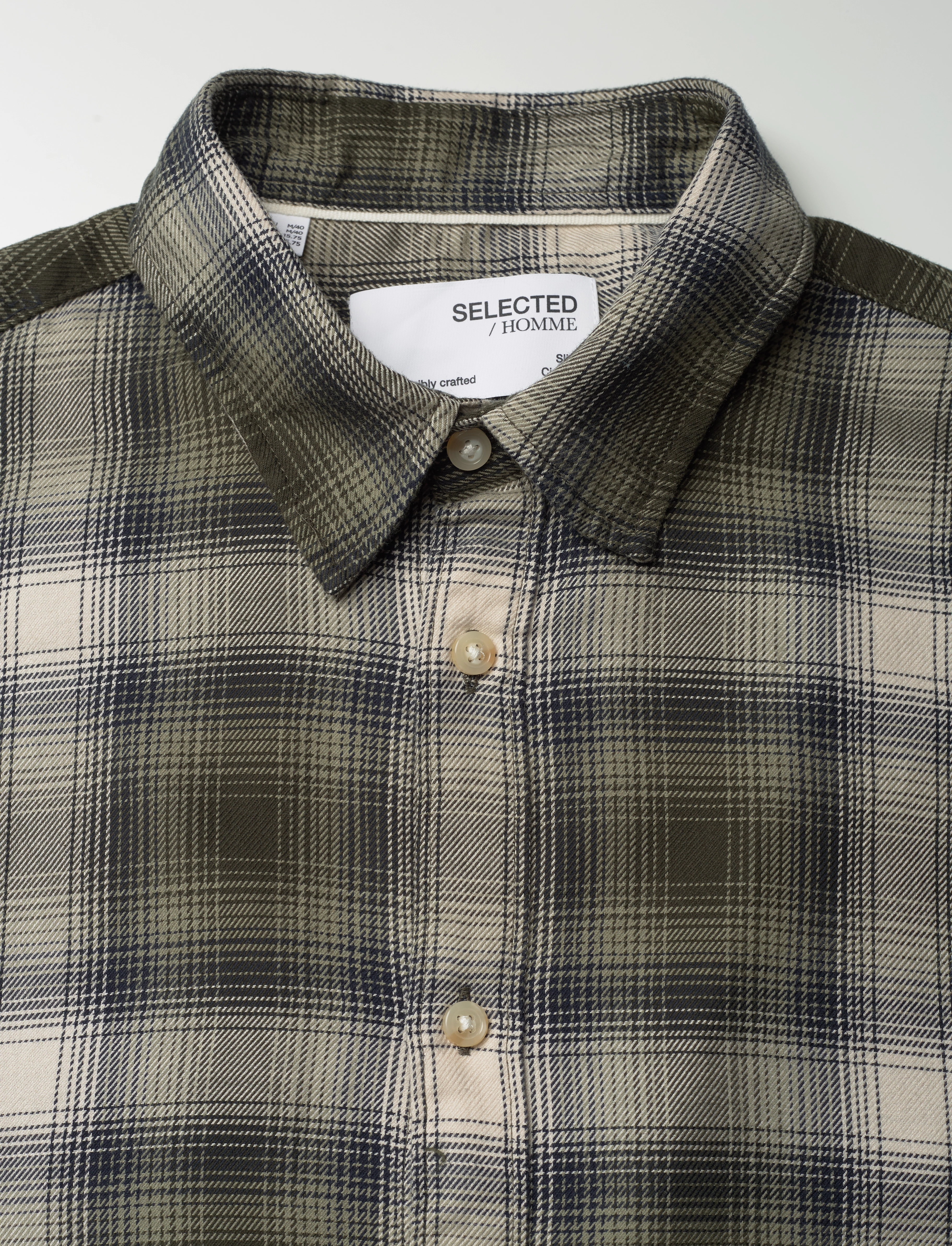 Selected Homme - SLHSLIMROBIN SHIRT LS W CAMP - deep lichen green - 2