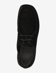 Selected Homme - SLHCHRISTOPHER NEW SUEDE MOC-TOE SHOE B - desert boots - black - 3