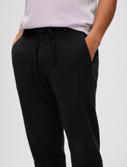 Selected Homme - SLH172-SLIMTAPE BRODY LINEN PANT NOOS - spodnie lniane - black - 3