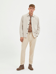 Selected Homme - SLH172-SLIMTAPE BRODY LINEN PANT NOOS - linen trousers - incense - 4
