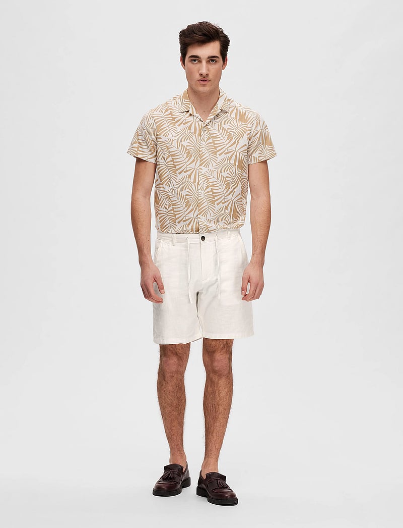 Selected - SLMREGULAR-BRODY LINEN BLD SHORTS NOOS - linneshorts - cloud dancer - 5