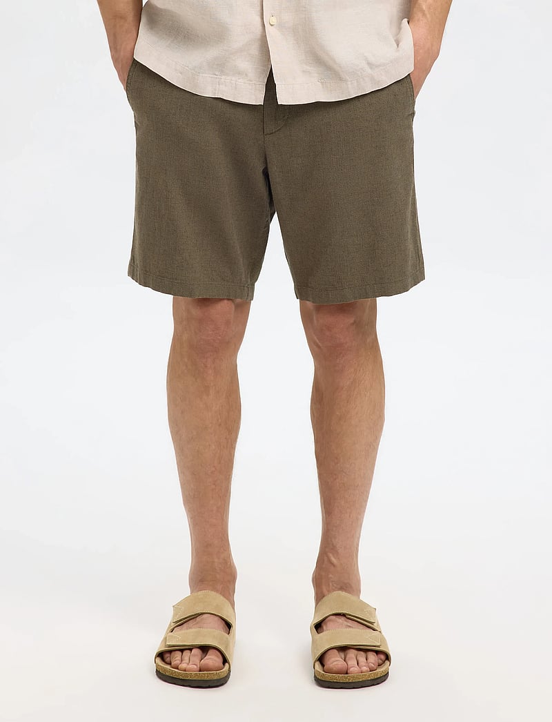 Selected - SLMREGULAR-BRODY LINEN BLD SHORTS NOOS - linneshorts - forest night - 0